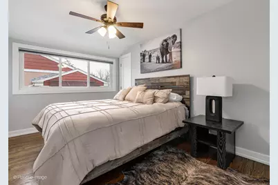 7225 N East Prairie Road, Lincolnwood, IL 60712 - Photo 17