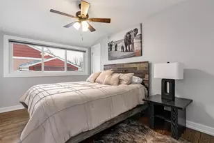 7225 N East Prairie Rd, Lincolnwood, IL 60712 - Photo 17