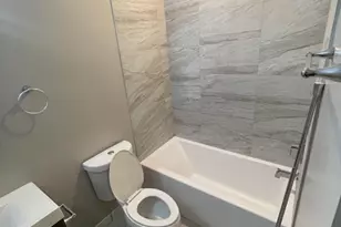 215 S Hamilton Ave, Chicago, IL 60612 - Photo 9