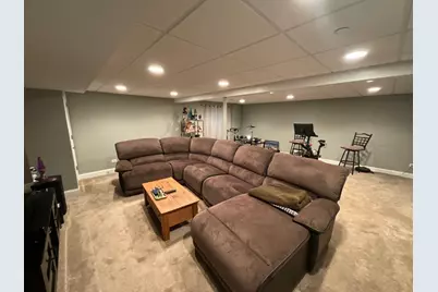 [Address not provided], Hoffman Estates, IL 60192 - Photo 23