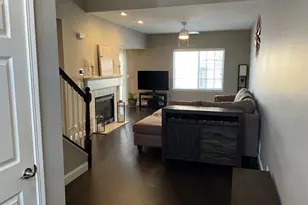 [Address not provided], Hoffman Estates, IL 60192 - Photo 3