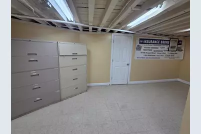 7547 N Rogers Avenue, Chicago, IL 60626 - Photo 17