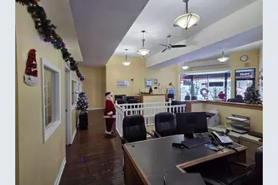 7547 N Rogers Avenue, Chicago, IL 60626 - Photo 9