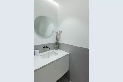 1917 S Calumet Avenue, Chicago, IL 60616 - Photo 13