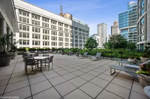 130 N Garland Ct, Chicago, IL 60602 - Photo 25