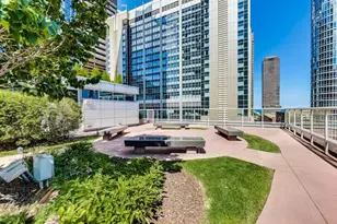 240 E Illinois St, Chicago, IL 60611 - Photo 29