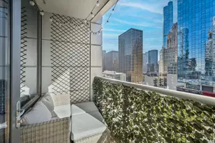 240 E Illinois St, Chicago, IL 60611 - Photo 15