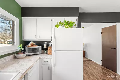 407 S Jackson Street, Batavia, IL 60510 - Photo 9