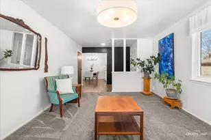 407 S Jackson St, Batavia, IL 60510 - Photo 5