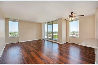 [Address not provided], Lombard, IL 60148 - Photo 3