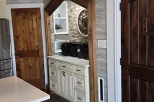 11129 S 84th Ave, Palos Hills, IL 60465 - Photo 7