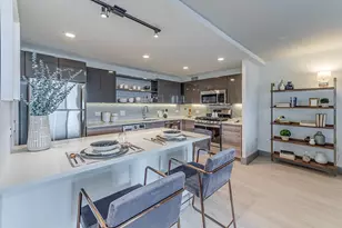 2233 S Highland Ave, Lombard, IL 60148 - Photo 3