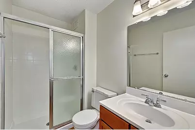 [Address not provided], Lombard, IL 60148 - Photo 7