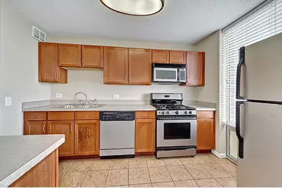 [Address not provided], Lombard, IL 60148 - Photo 3