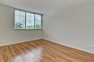 [Address not provided], Lombard, IL 60148 - Photo 3