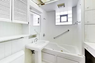 6212 W Norwood St, Chicago, IL 60646 - Photo 11