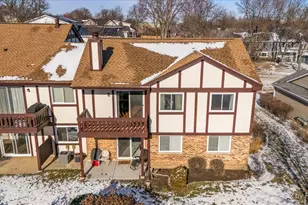 25 Illinois Ave, Schaumburg, IL 60193 - Photo 43