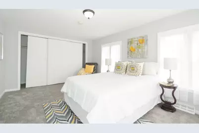 1643 N 23 Avenue, Melrose Park, IL 60160 - Photo 7