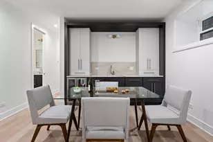 2433 W Cuyler Ave, Chicago, IL 60618 - Photo 45