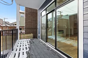 2433 W Cuyler Ave, Chicago, IL 60618 - Photo 55