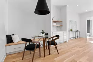 2433 W Cuyler Ave, Chicago, IL 60618 - Photo 19