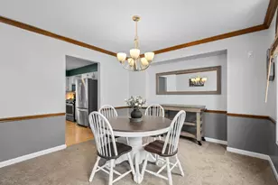 1930 Sapphire Ln, Aurora, IL 60506 - Photo 11