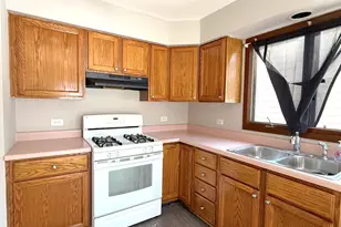 1703 Horeb Ave, Zion, IL 60099 - Photo 5