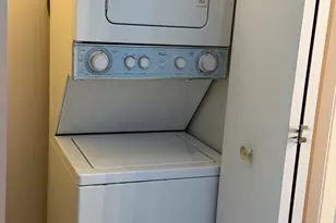 3265 Kirchoff Rd, Rolling Meadows, IL 60008 - Photo 9