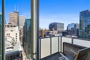 550 N St Clair St, Chicago, IL 60611 - Photo 9