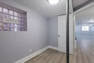 4211 W Gladys Ave, Chicago, IL 60624 - Photo 43