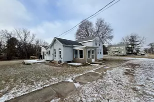 108 W Washington St, Dover, IL 61323 - Photo 3