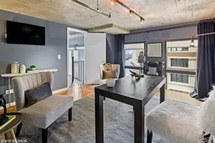 758 N Larrabee St, Chicago, IL 60654 - Photo 17