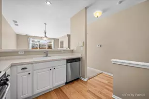 2424 Oneida Ln, Naperville, IL 60563 - Photo 5