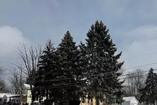 201 N Lincoln St, Harvard, IL 60033 - Photo 3