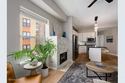 1636 W Melrose Street #405, Chicago, IL 60657 - Photo 3