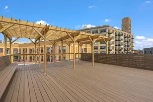 1636 W Melrose St, Chicago, IL 60657 - Photo 15