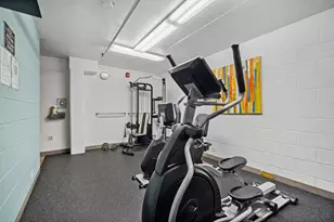 6400 N Cicero Ave, Lincolnwood, IL 60712 - Photo 21