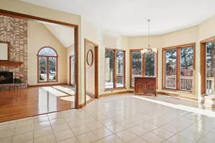 22 Wedgewood Dr, Hawthorn Woods, IL 60047 - Photo 11