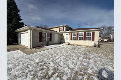 2 Beaver Creek Court, Bolingbrook, IL 60490 - Photo 3
