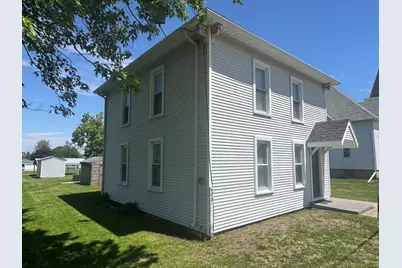 227 E 2nd Street, Mineral, IL 61344 - Photo 3