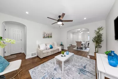 11925 S Lafayette Avenue, Chicago, IL 60628 - Photo 5
