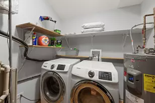 5910 W Roscoe St, Chicago, IL 60634 - Photo 19