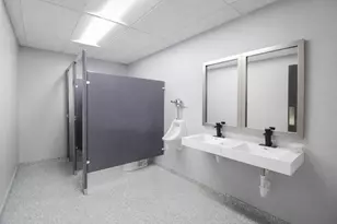 600 Russel Ct, Woodstock, IL 60098 - Photo 5