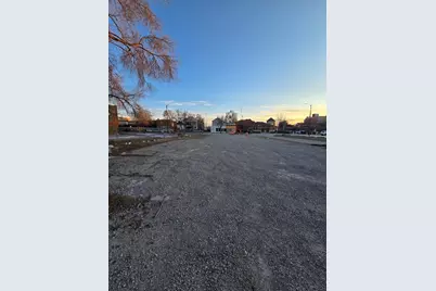 999 Cass Street, Joliet, IL 60432 - Photo 3