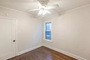 5238 W Wolfram St, Chicago, IL 60641 - Photo 9