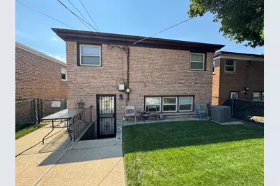 11117 S Avenue L, Chicago, IL 60617 - Photo 5