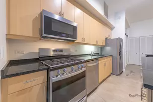 949 W Madison St, Chicago, IL 60607 - Photo 7