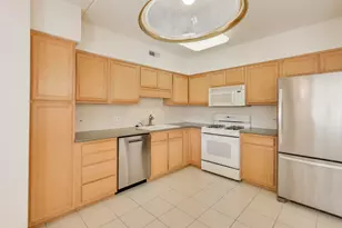 770 Pearson St, Des Plaines, IL 60016 - Photo 11