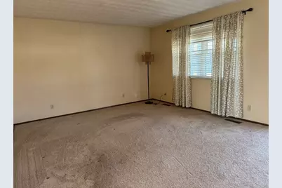 119 Salem Drive, Salem, IL 62881 - Photo 7