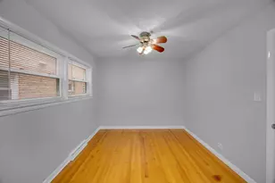 6118 N Hoyne Ave, Chicago, IL 60659 - Photo 9